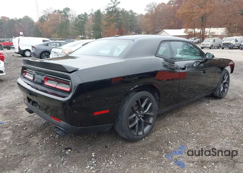 2022 Dodge Challenger Sxt z USA, uszkodzony, nr VIN 2C3CDZAGXNH128691